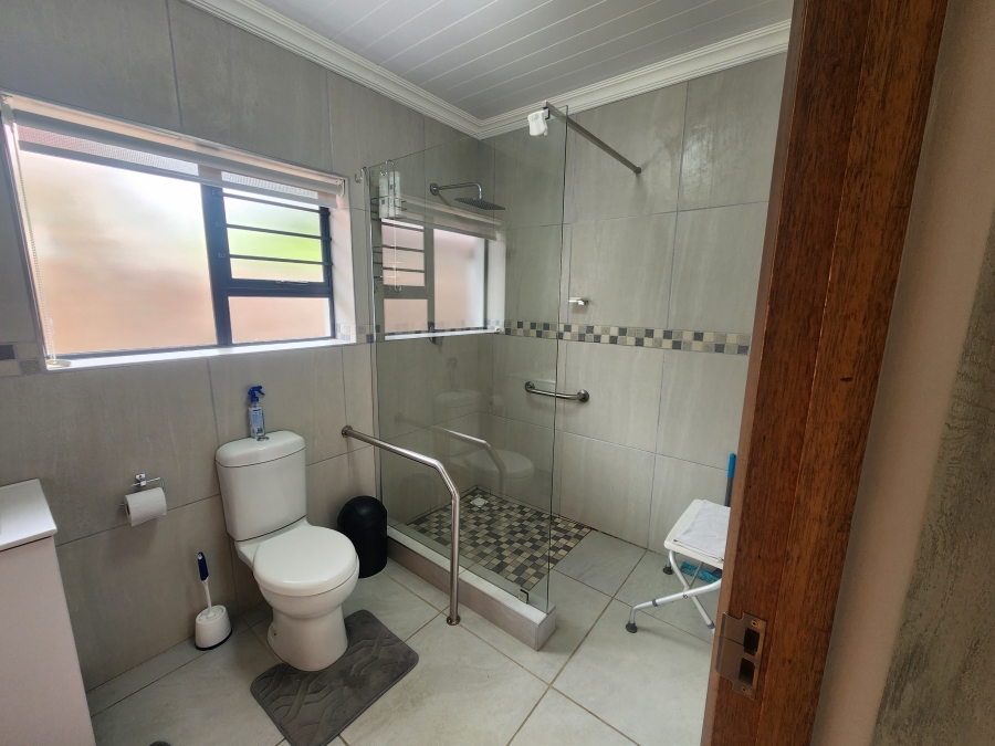 3 Bedroom Property for Sale in Dana Bay Western Cape